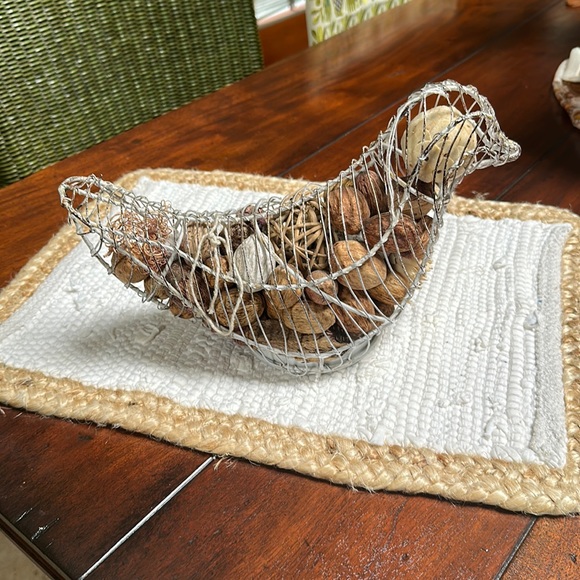 Accents Charming Rustic Farmhouse Wired Bird Potpourri Decor Display